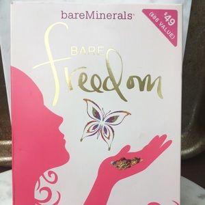 bareMinerals Bare Freedom Kit